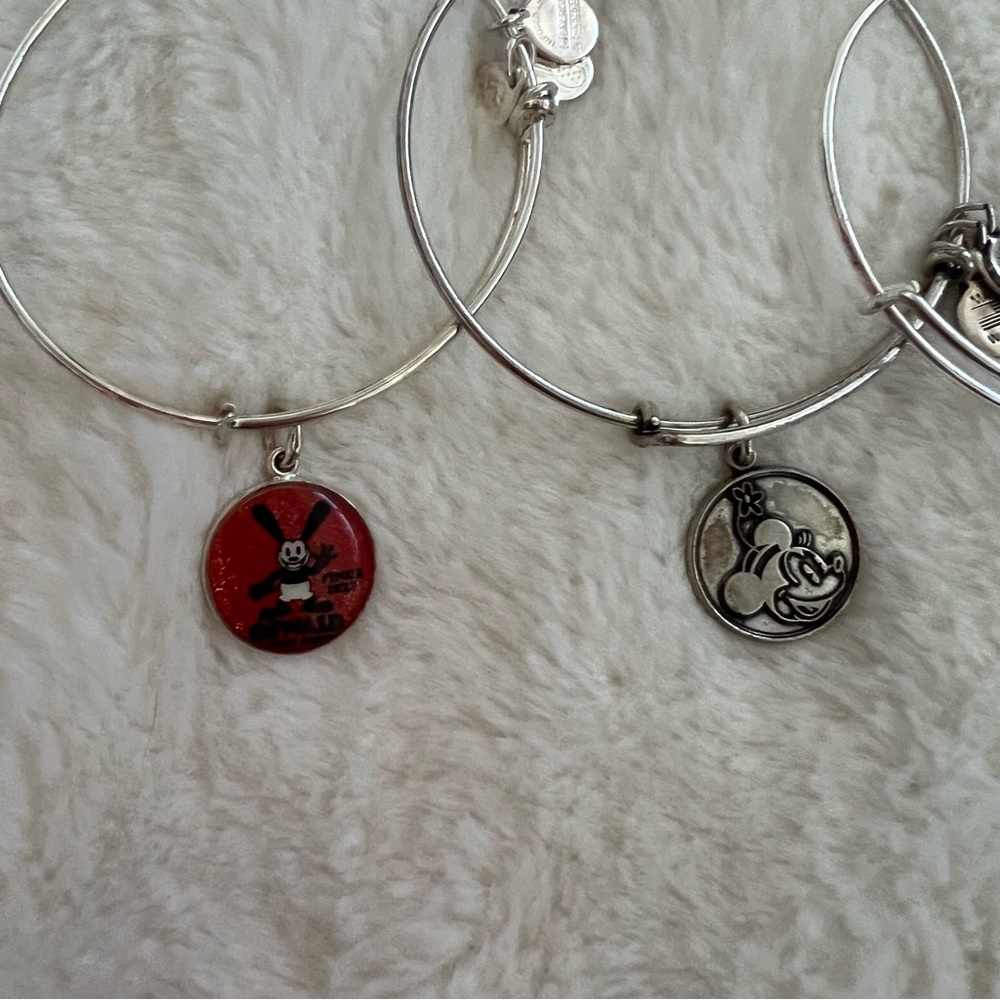 Alex & ani